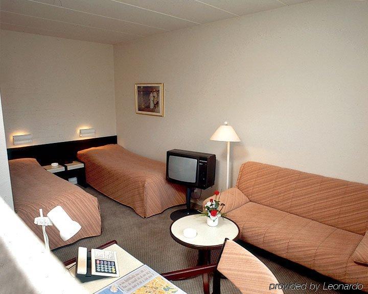 Hotel Naesbylund Kro Оденсе Номер фото